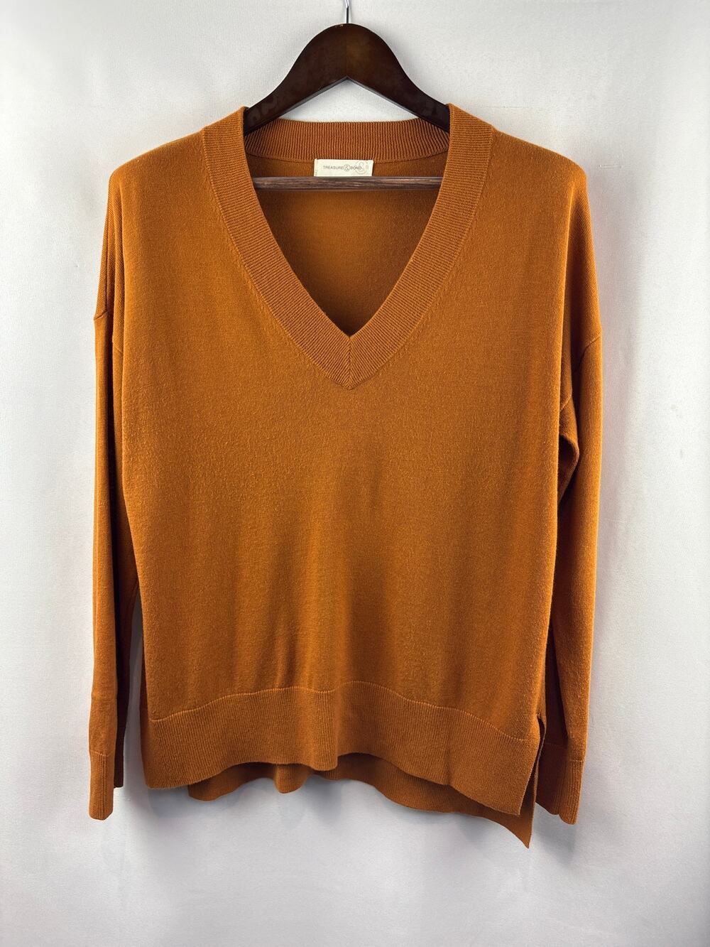 Women’s Treasure & Bond Medium Pumpkin Orange Sweater